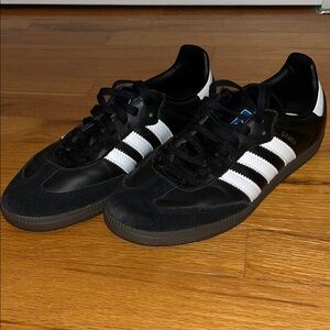 Adidas Sambas Mens 5/Womens 6.5